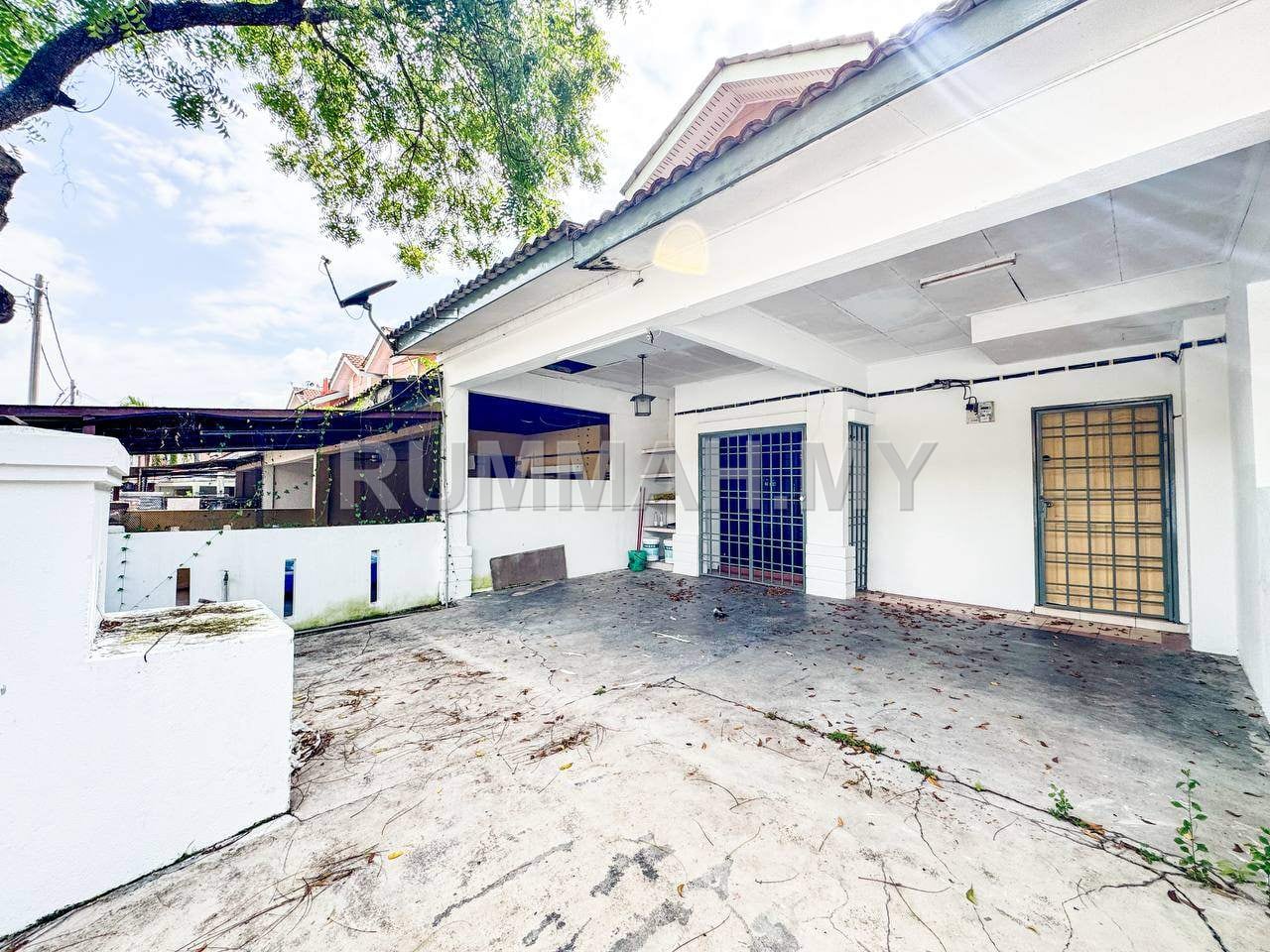 house in Sungai buloh, Selangor — photo 2