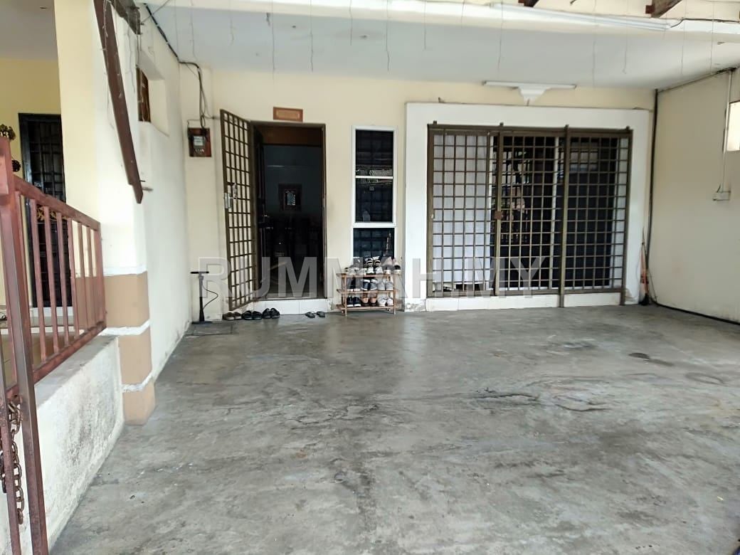 house in Ipoh, Perak — photo 2