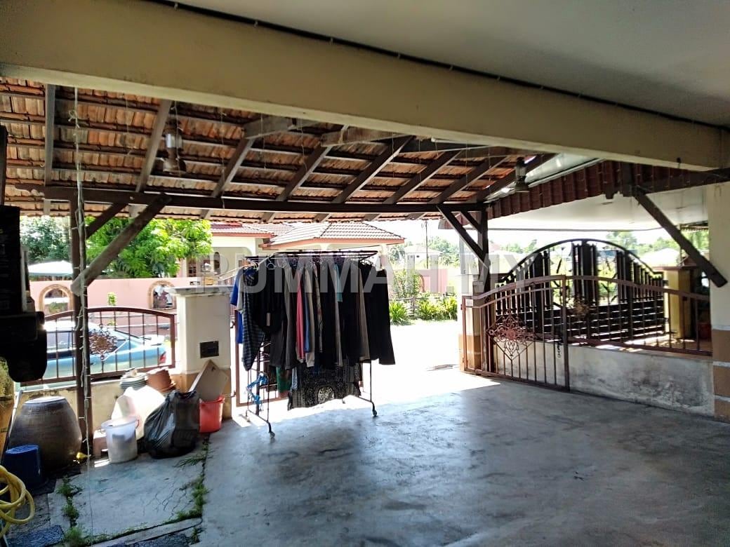 house in Ipoh, Perak — photo 3