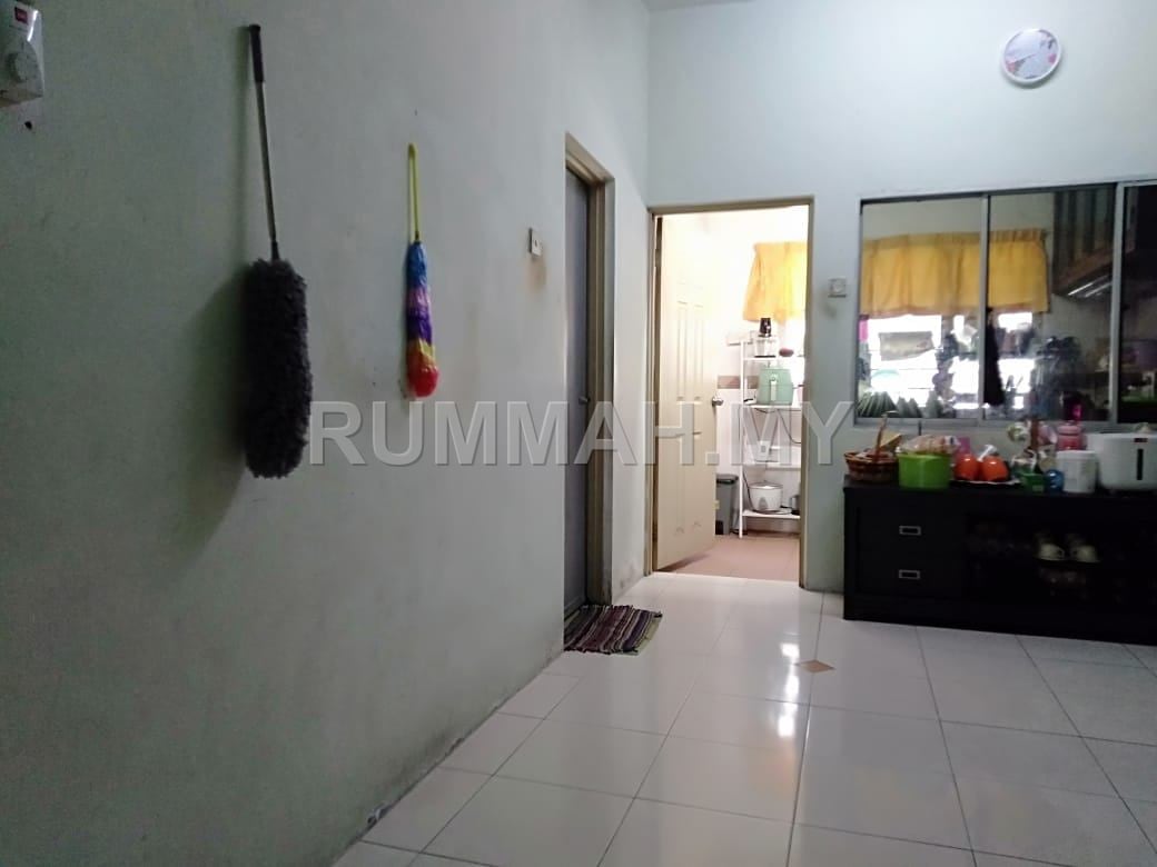 house in Ipoh, Perak — photo 6