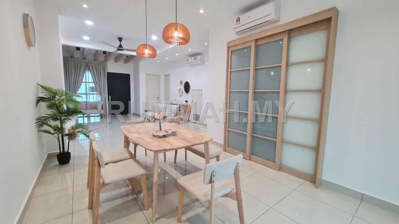 4-bedroom house in Batu Kawan, Penang for rent - Ashton Ecoworld Eco Horizon Superlink House Batu Kawan Furnish Reno