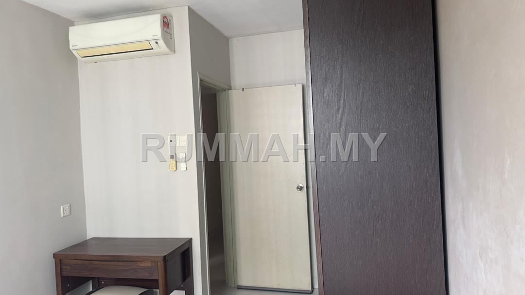 condo in Bukit Gambir, Penang — photo 5