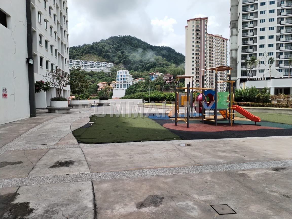 condo in Gelugor, Penang — photo 6