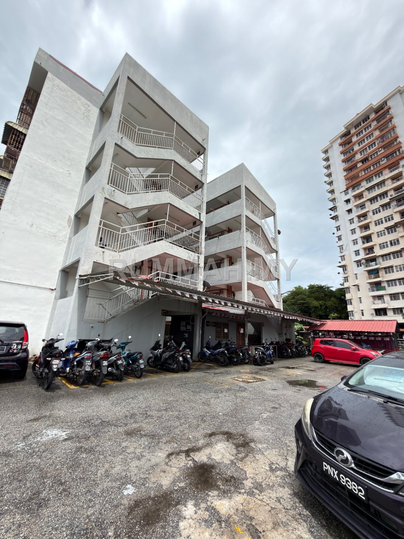 condo in Sungai Ara, Penang — photo 2