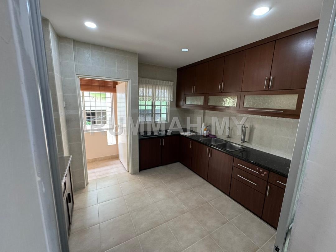 condo in Pulau Tikus, Penang — photo 3