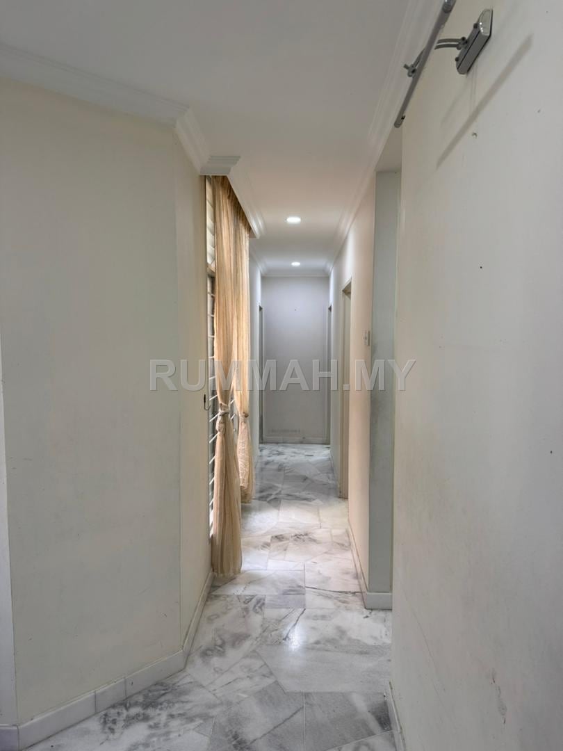 condo in Pulau Tikus, Penang — photo 5