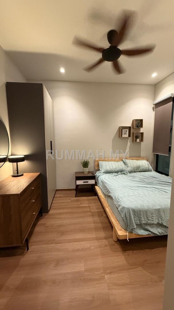 condo in Gelugor, Penang — photo 6