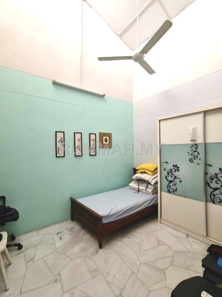 house in Sungai Ara, Penang — photo 2