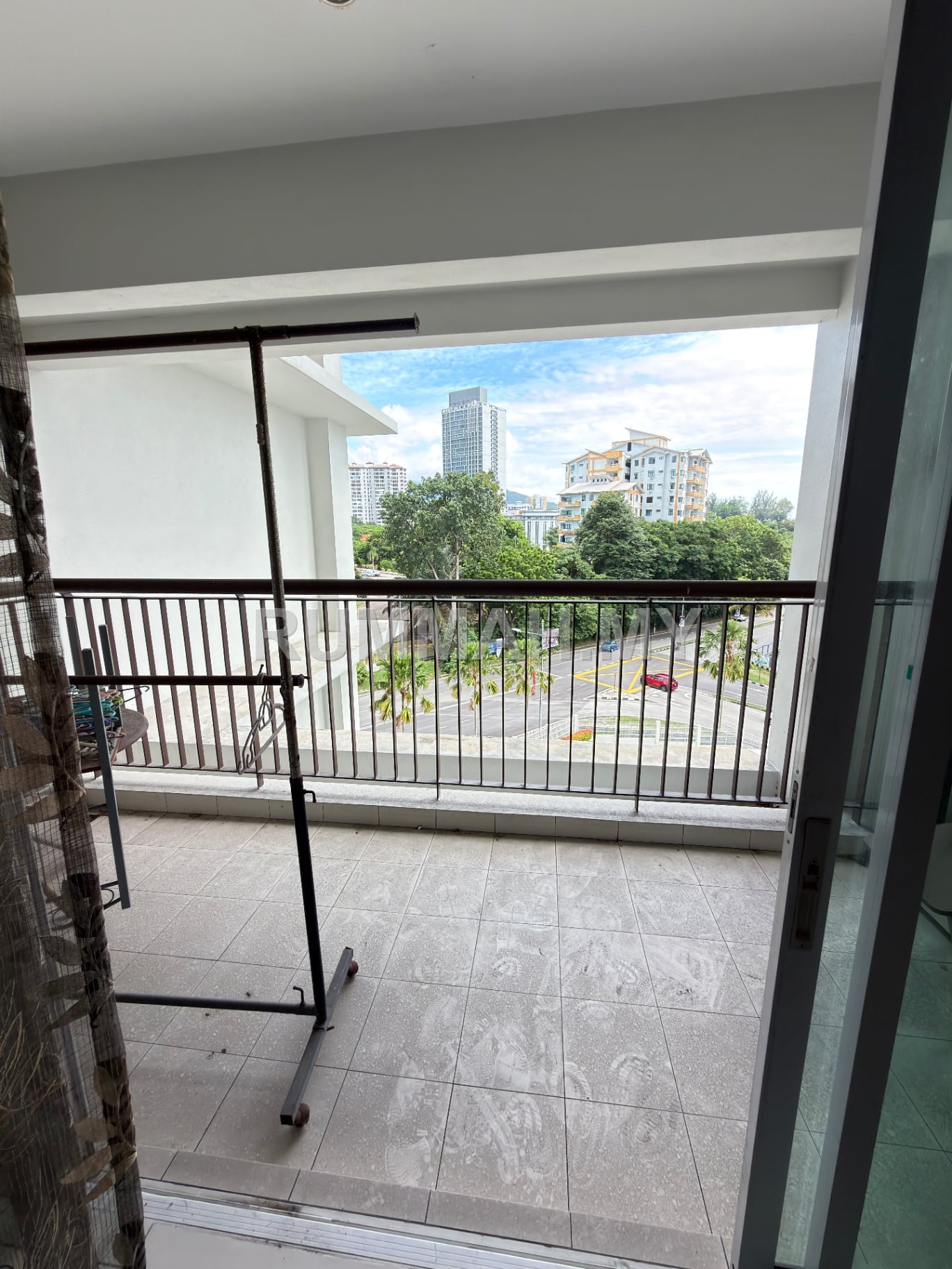 condo in Gelugor, Penang — photo 4