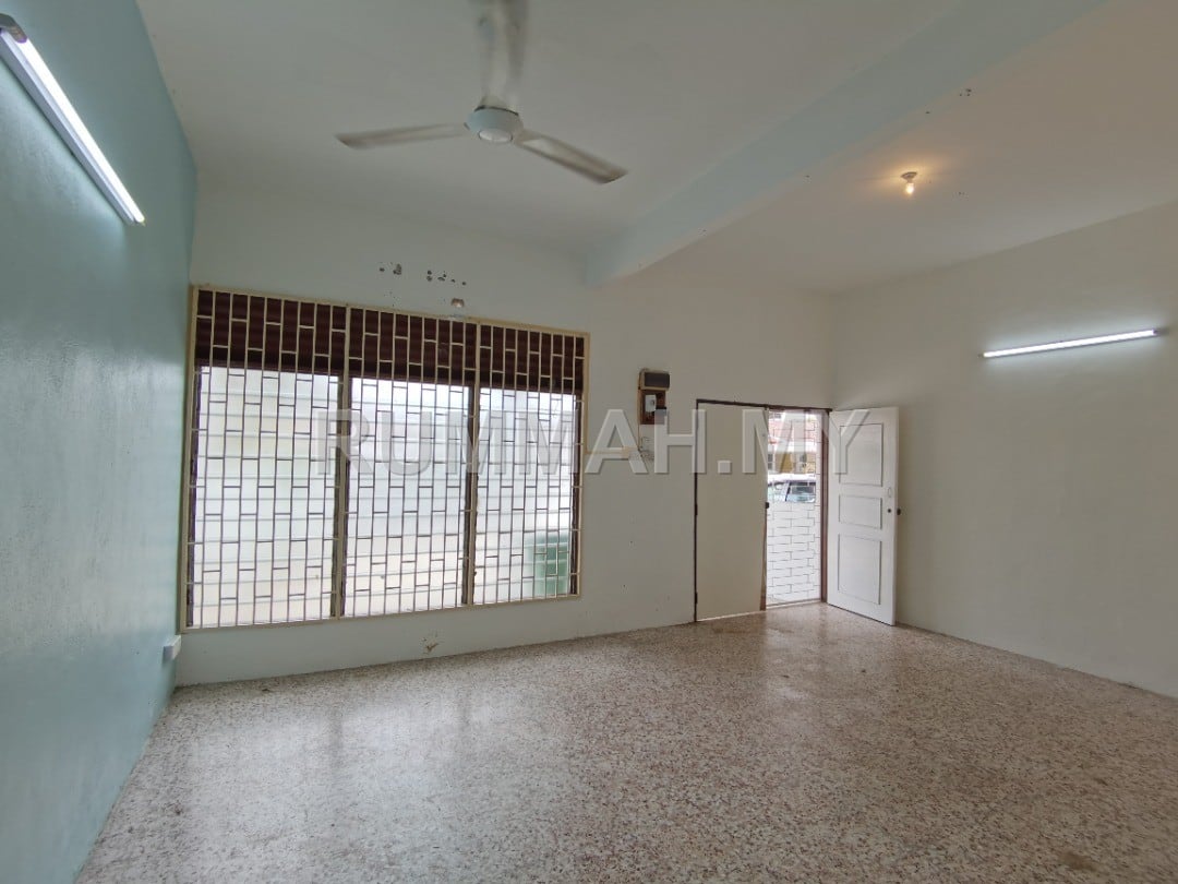 Lorong nipah, Taman Lip Sin Terrace 2 storey