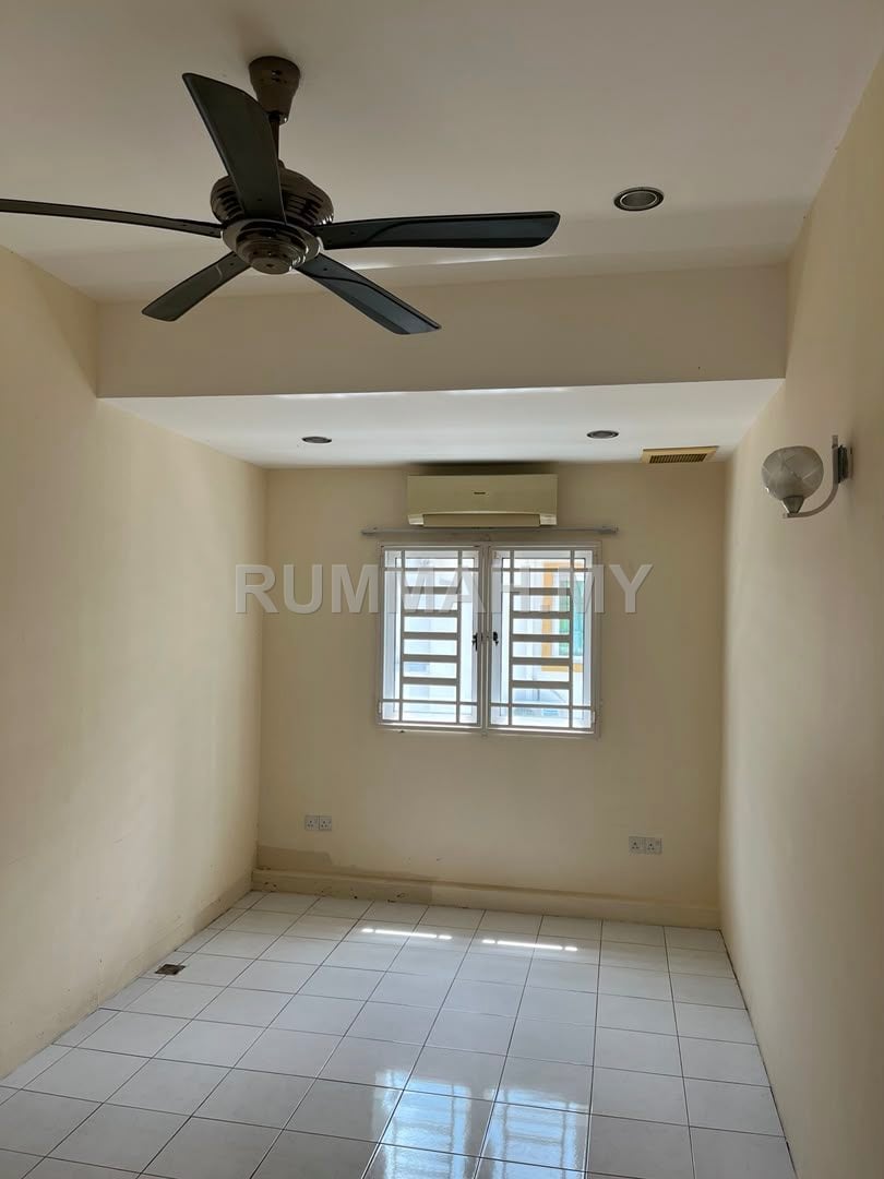 house in Jelutong, Penang — photo 3