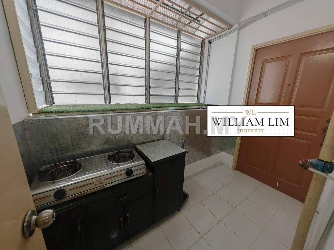 condo in Jelutong, Penang — photo 5