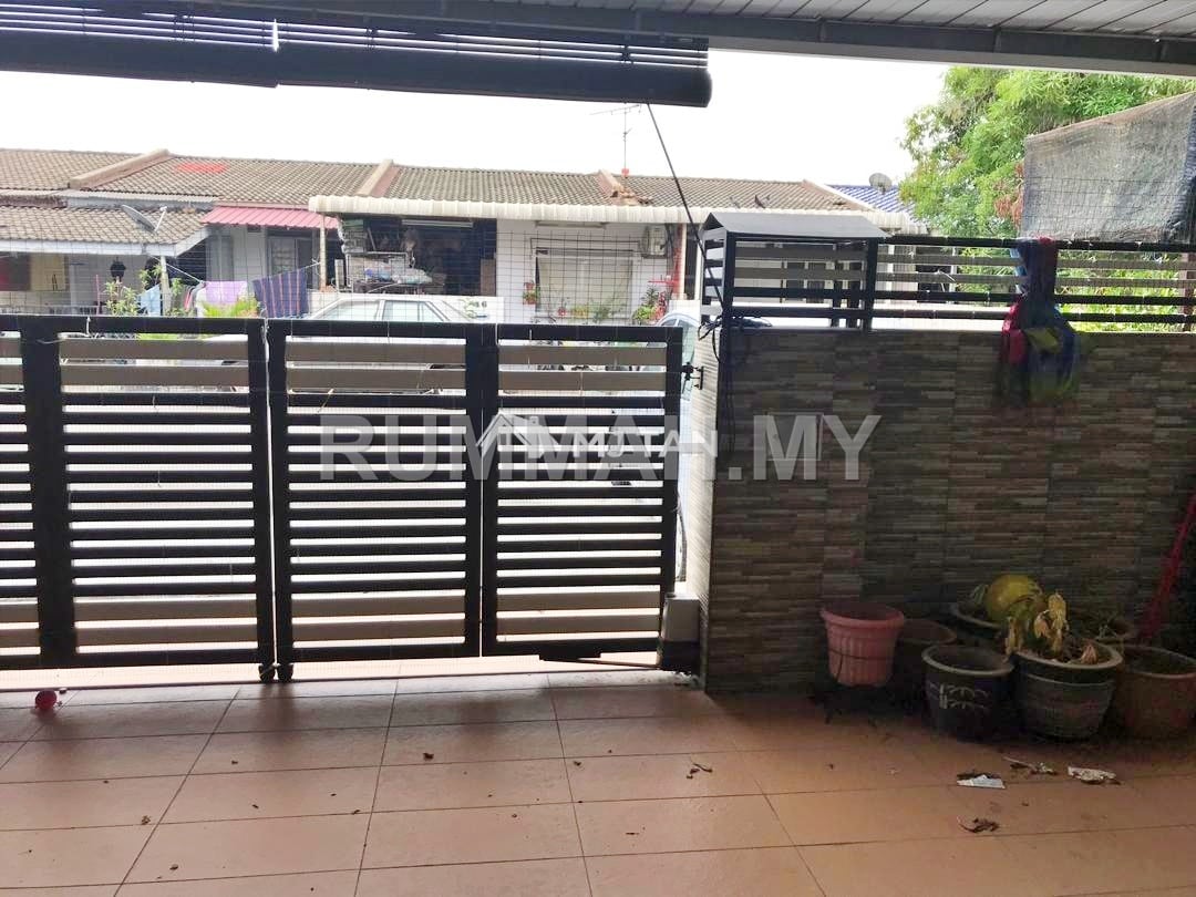 3-bedroom house in Bayan Baru, Penang for sale - 1 Storey Terrace for Sale @ Bayan Baru, Solok Kampung Jawa | Partially Furnished