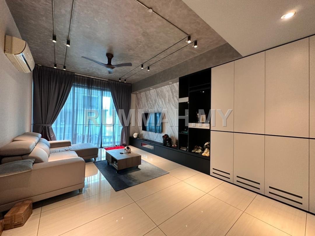 🏡 FOR SALE | The Light Collection IV, Penang