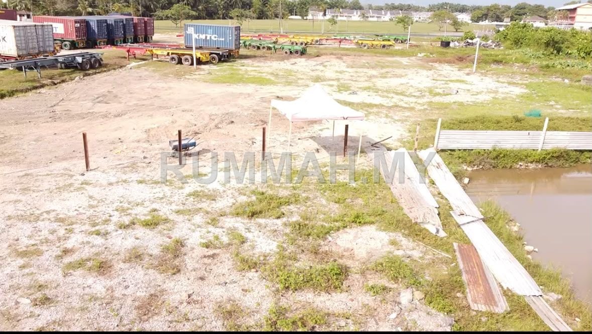 land in Kammunting, Perak — photo 2