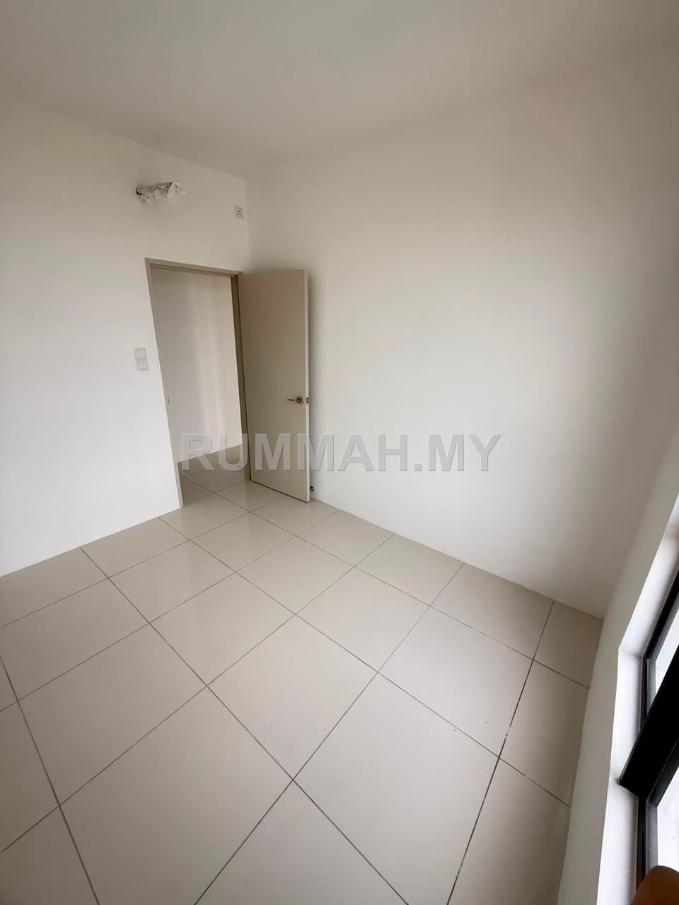 Vivo Executive Apartment Batu Kawan 3 Bedroom Middle Floor For Rent RM1200 Batu Kawan Vivo Executive Apartment 三房中层公寓出租 RM1200