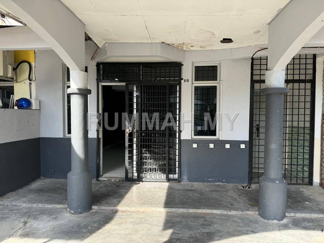 house in Teluk Air Tawar, Penang — photo 2