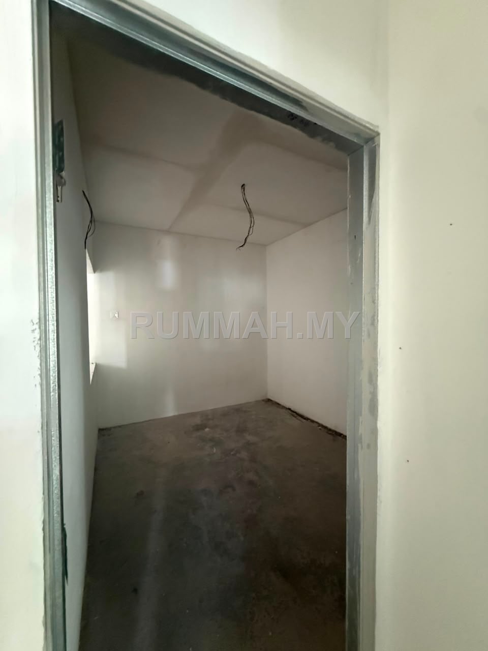 house in Permatang Tinggi, Penang — photo 4