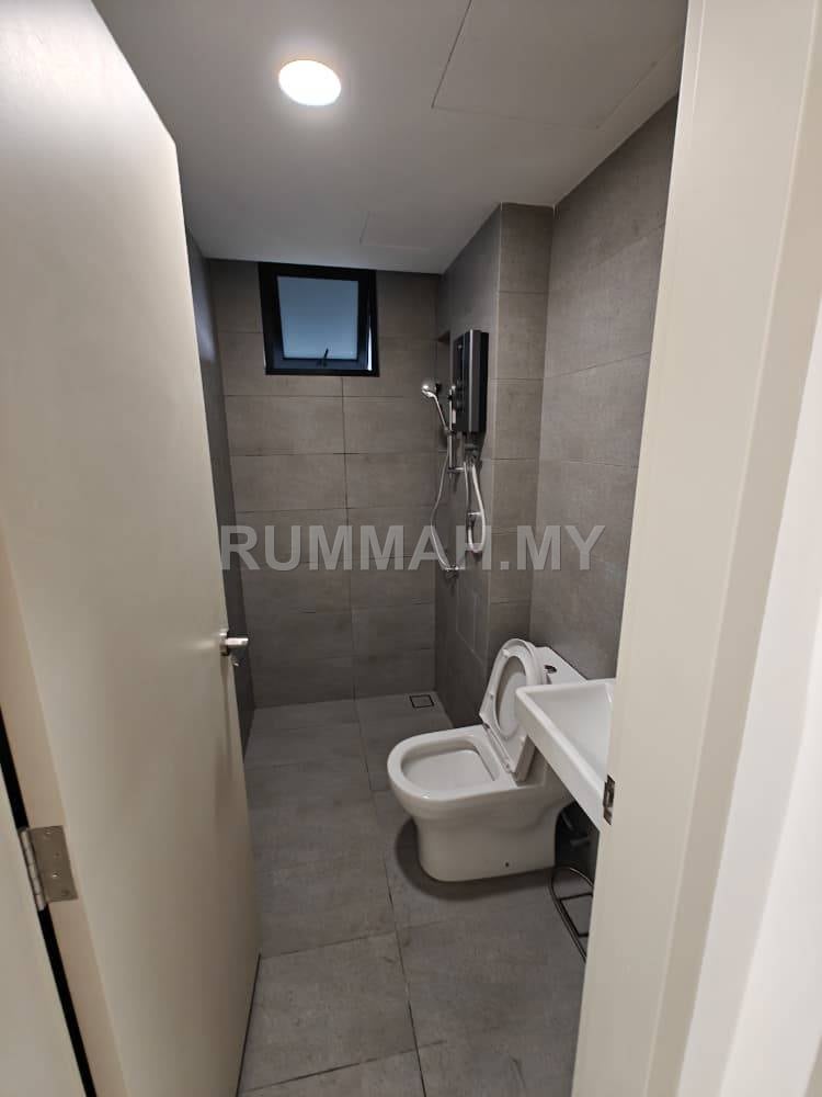 condo in Batu Kawan, Penang — photo 4