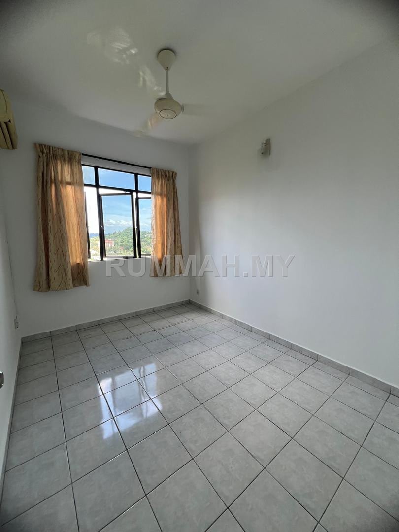 condo in Sungai Ara, Penang — photo 5