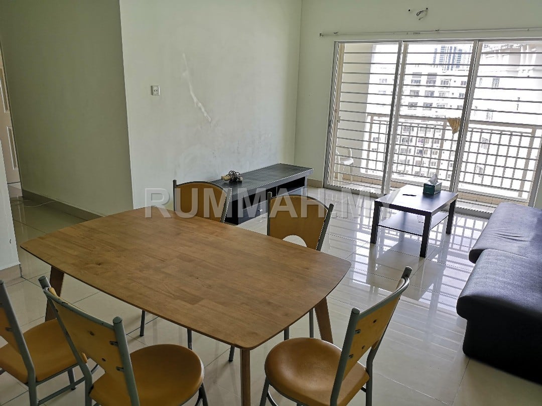 4-bedroom condo in Bandar Sunway, Selangor for rent - Suriamas Condo Rent, Fully Furnished 4 Rooms, Bandar Sunway PJS10