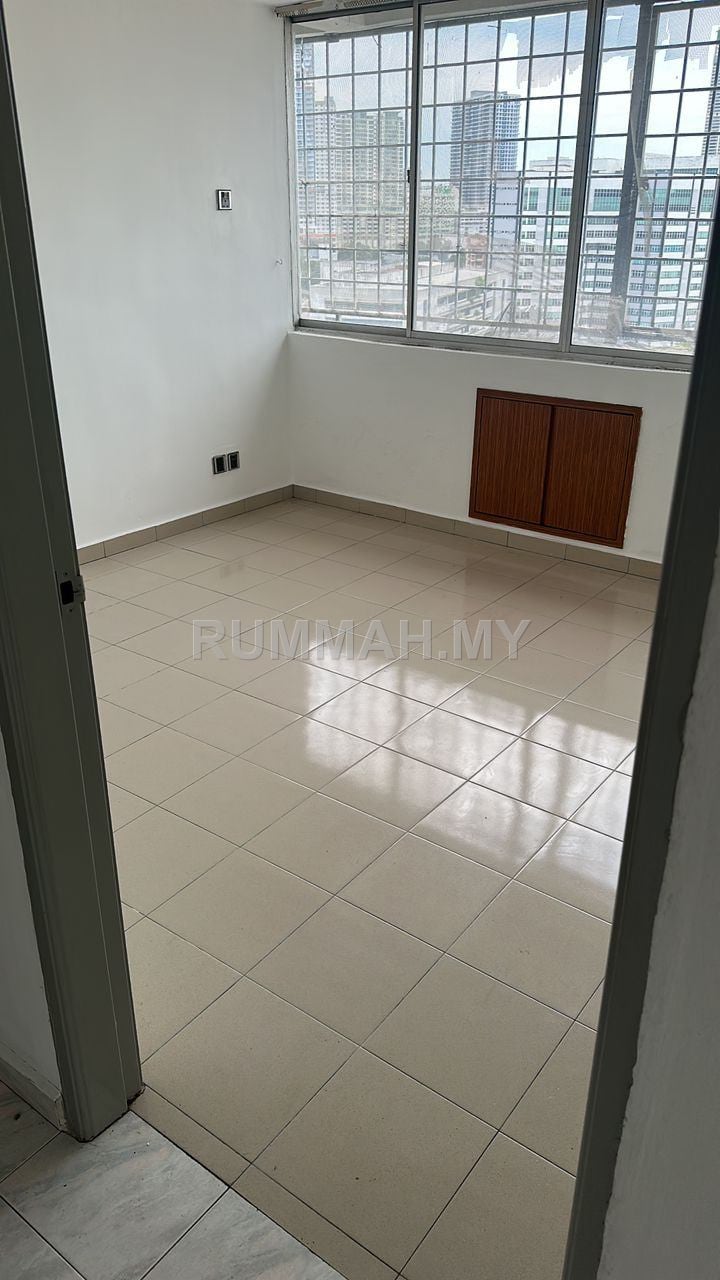 condo in Jelutong, Penang — photo 5
