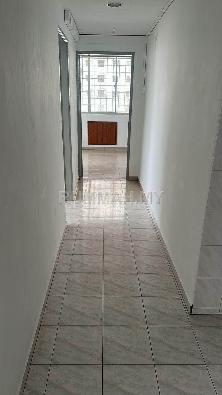 condo in Jelutong, Penang — photo 6