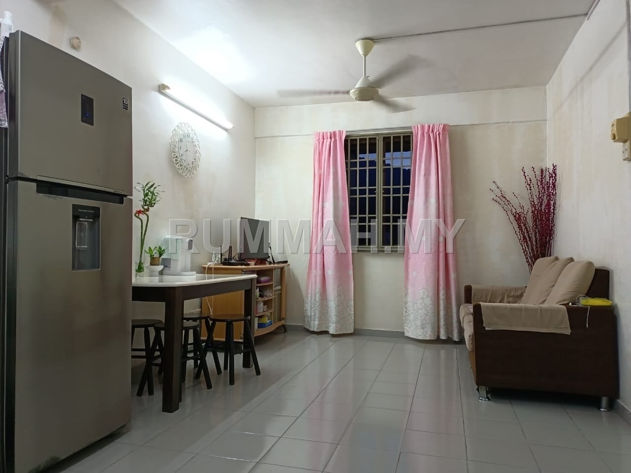 2-bedroom condo in Relau, Penang for sale - Taman Alor Vista Renovated With 1 Fix Car Park