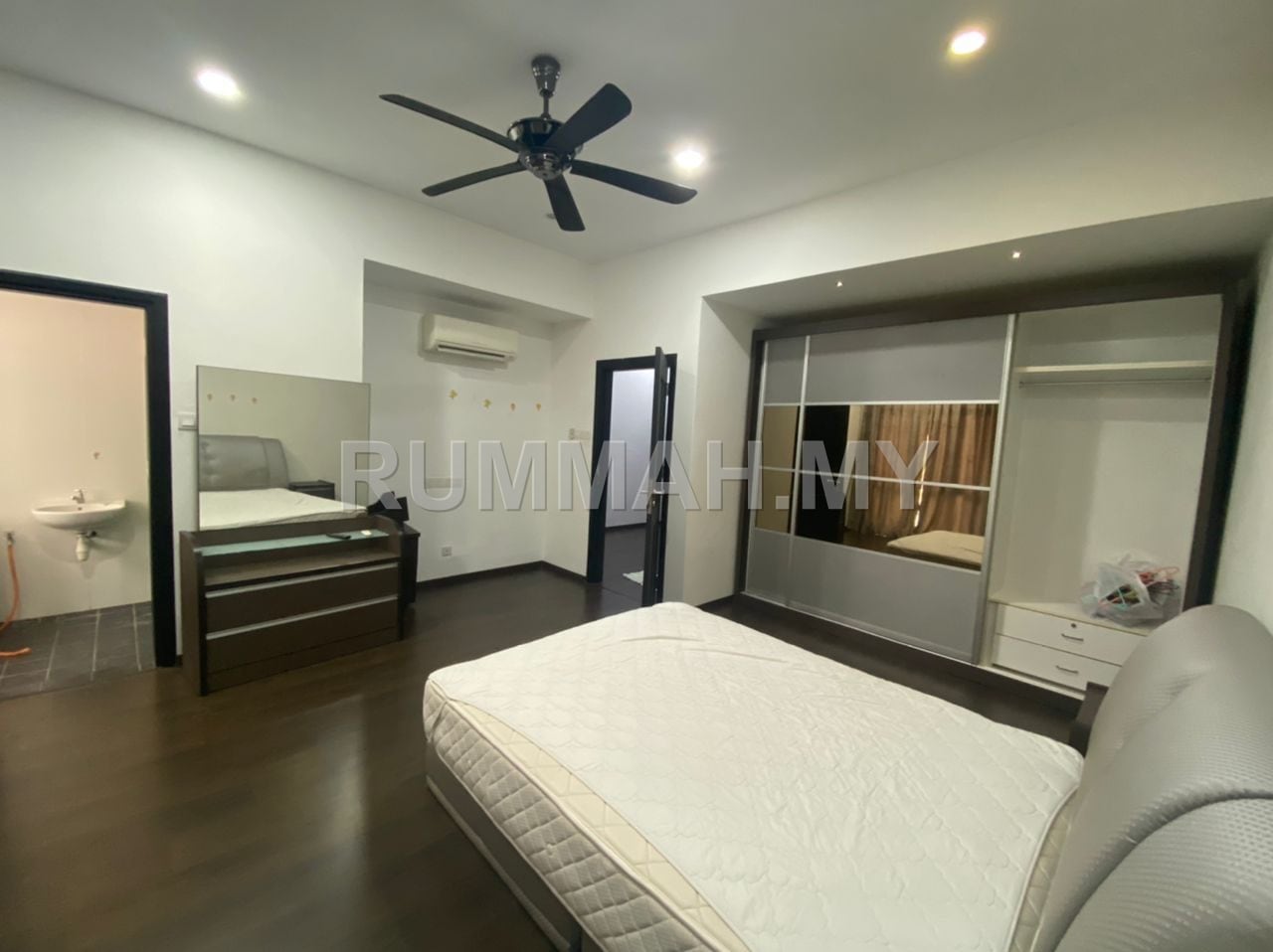 house in Jelutong, Penang — photo 2