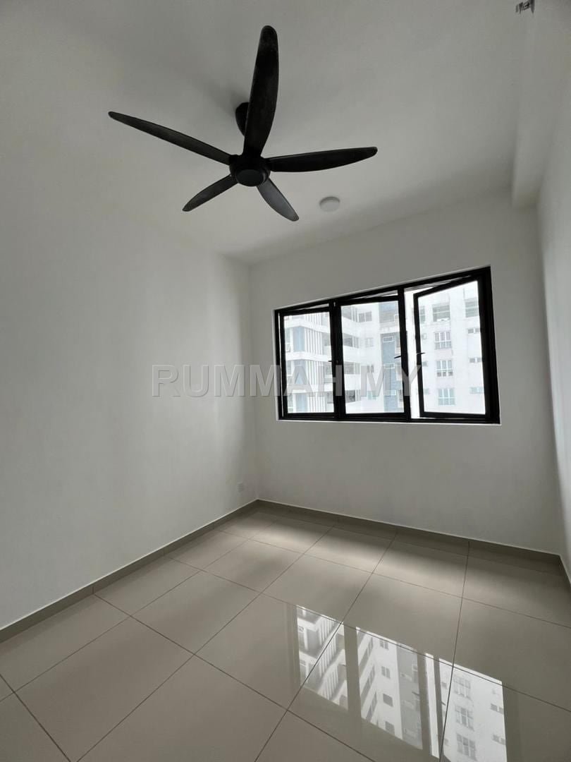 condo in Batu Maung, Penang — photo 3