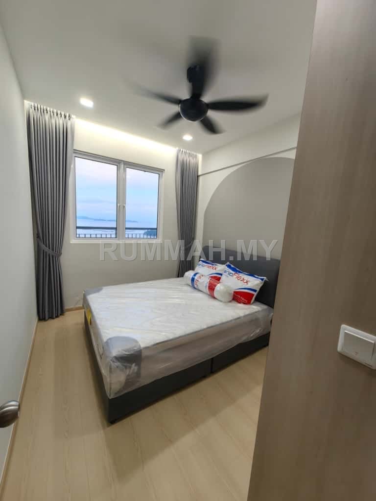 condo in Gelugor, Penang — photo 6
