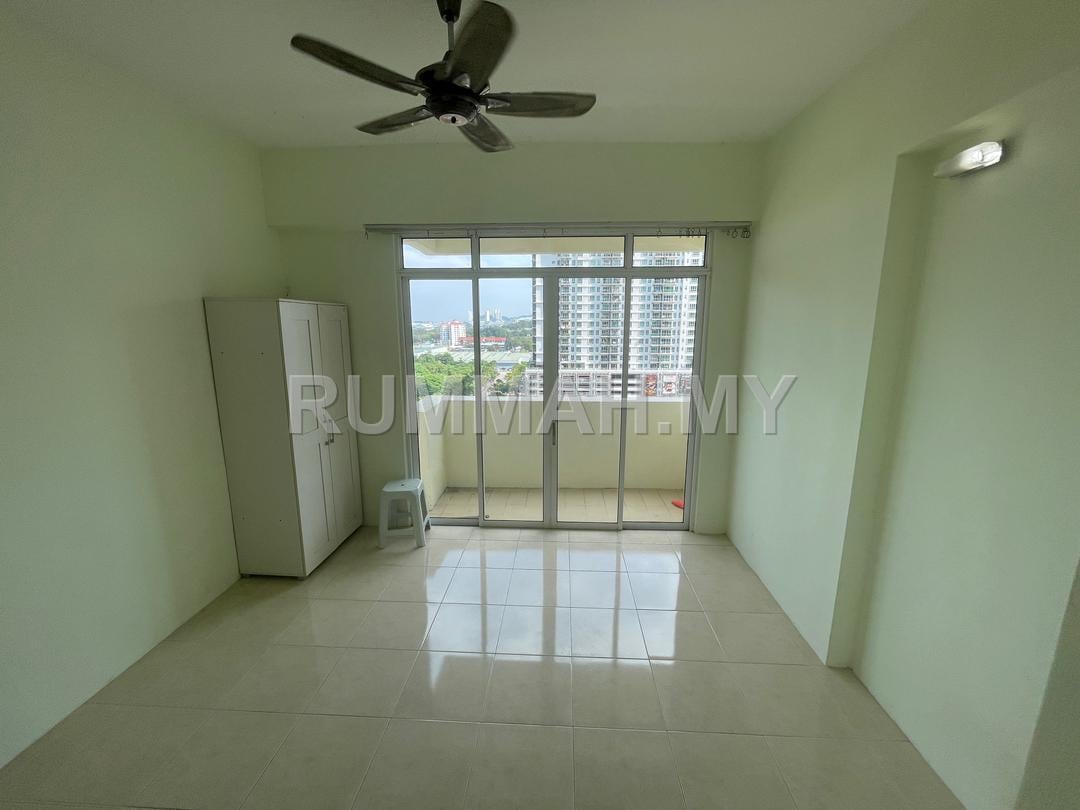3-bedroom condo in Bayan Lepas, Penang for rent - D Piazza Condominium for Rent, Bayan Baru