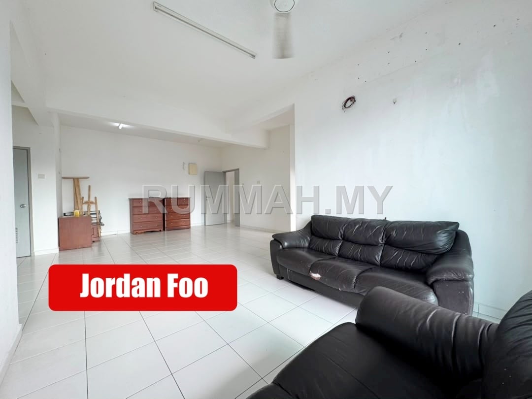3-bedroom condo in Relau, Penang for sale - Golden Triangle 1 Sungai Ara 1300sf 5 car park Best BUY Bayan Lepas