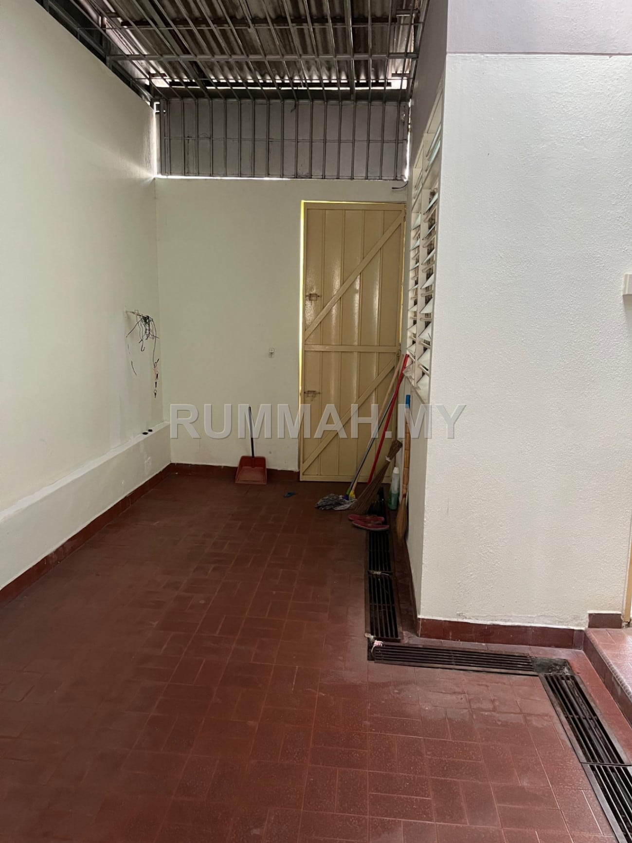 house in Gelugor, Penang — photo 3