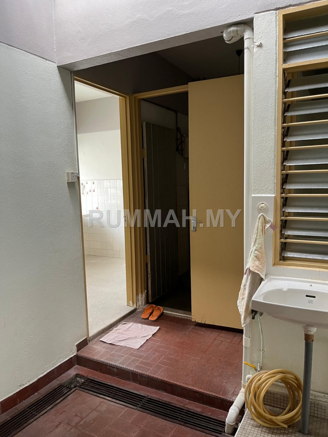 house in Gelugor, Penang — photo 4