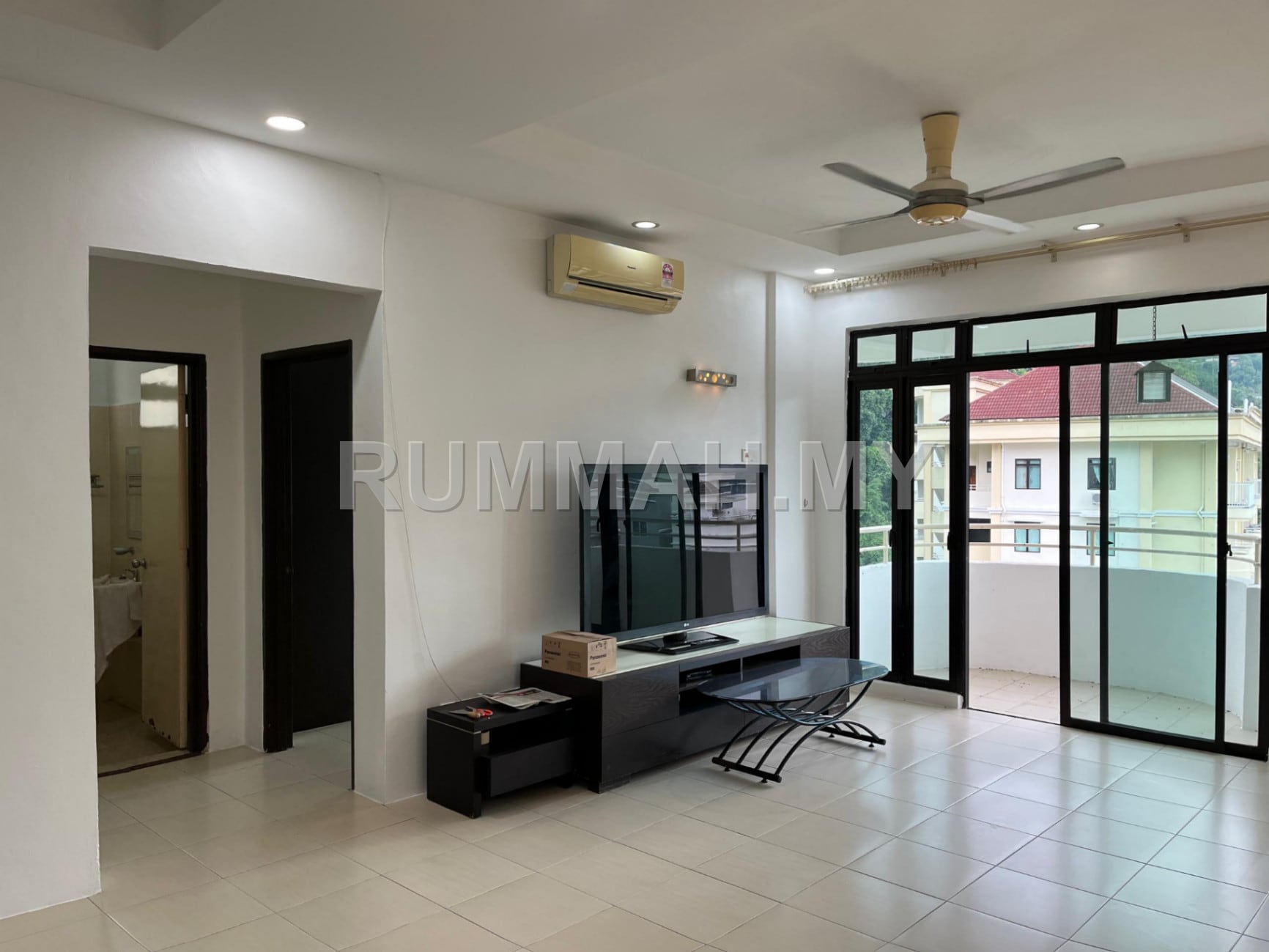 3-bedroom condo in Air Itam, Penang for sale - Penhill Perdana Condominium,