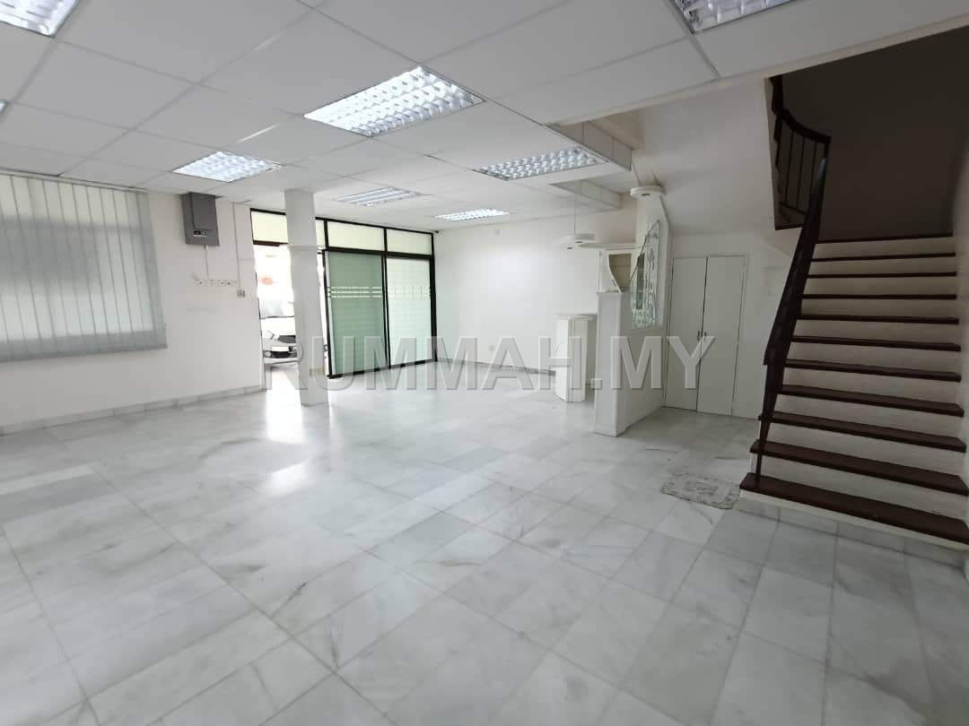 5-bedroom house in Sungai Nibong, Penang for sale - Jalan Pantai Jerjak 2 Storey Semi D ,Sungai Nibong
