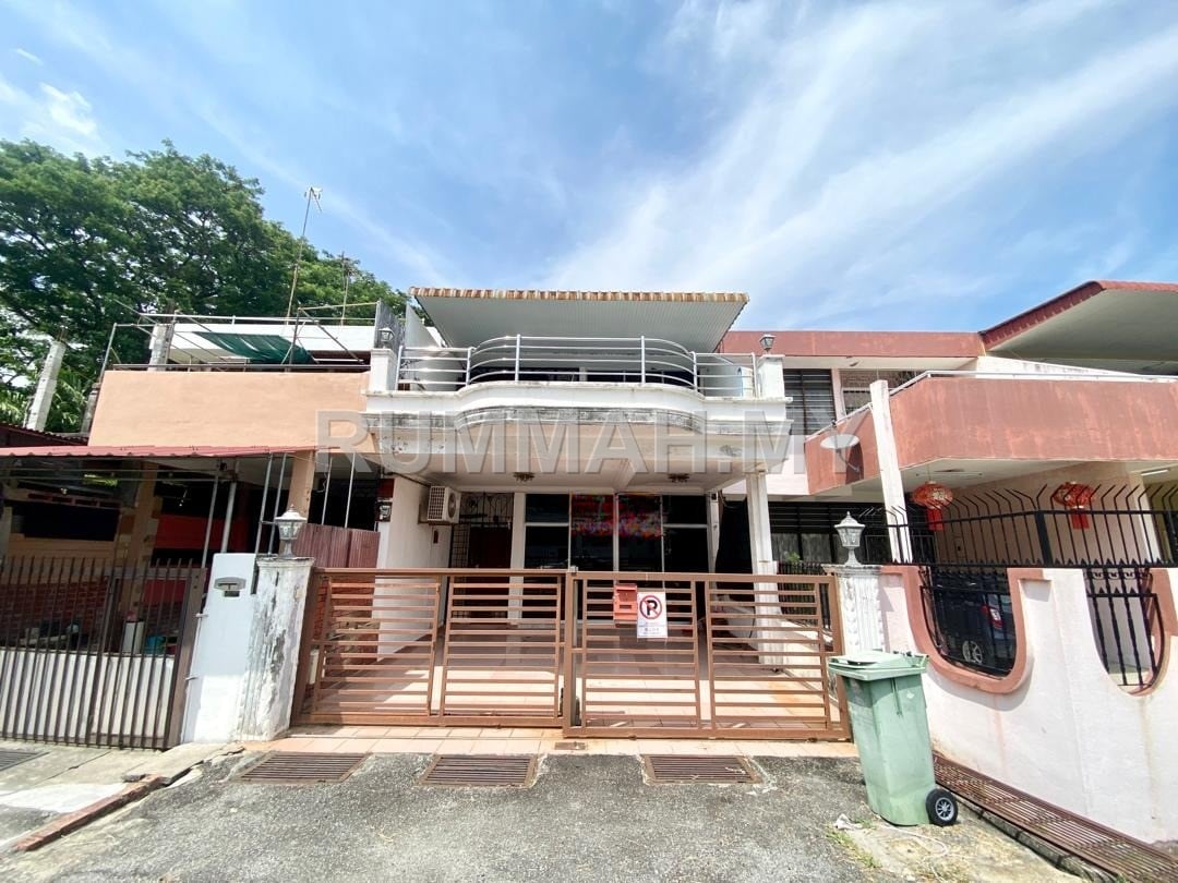 4-bedroom house in Sungai Nibong, Penang for sale - Jalan Pantai Jerjak 2 Storey Terrace ,Sungai Nibong