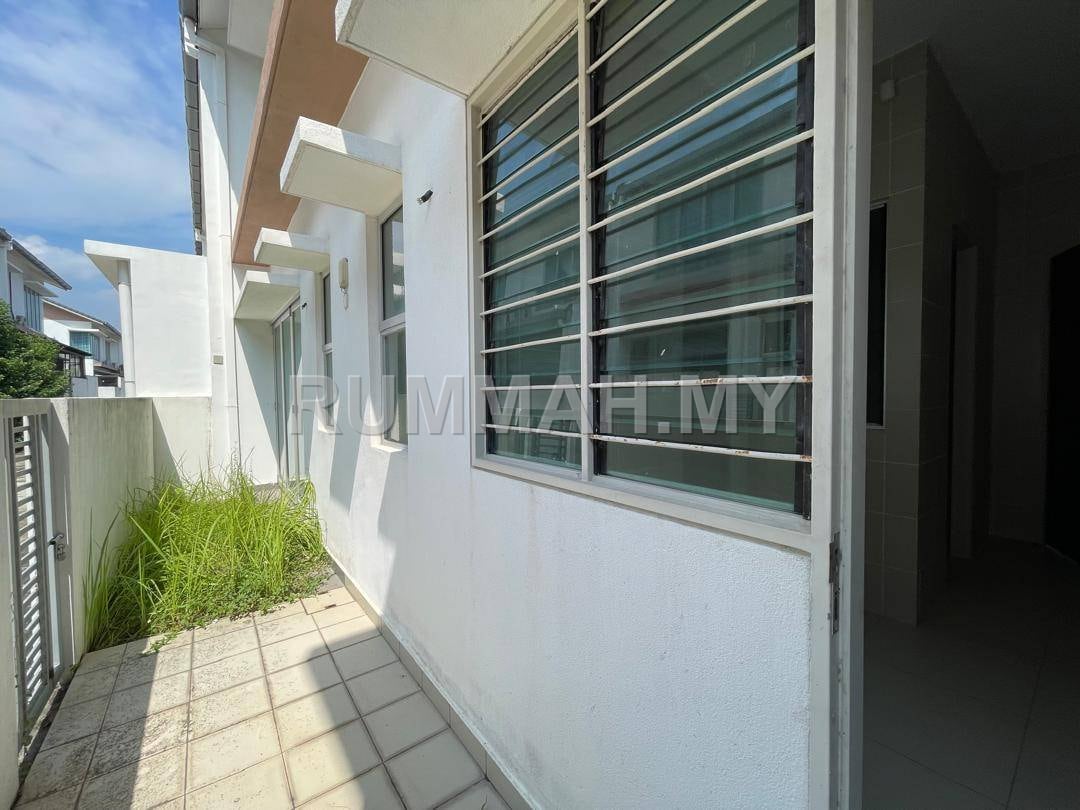 house in Elmina Gardens , Selangor — photo 3