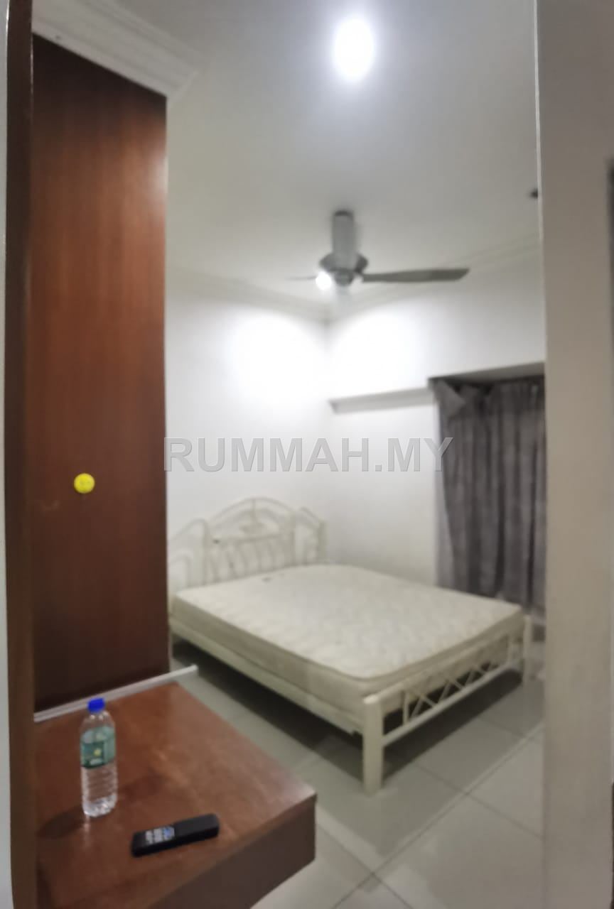 condo in Gelugor, Penang — photo 4