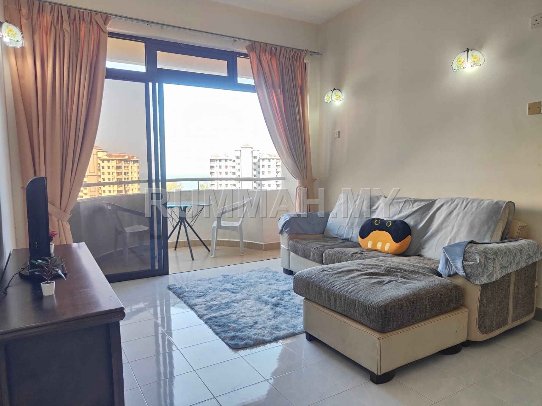 3-bedroom condo in Batu Ferringhi, Penang for rent - Eden Seaview Fully Furnished