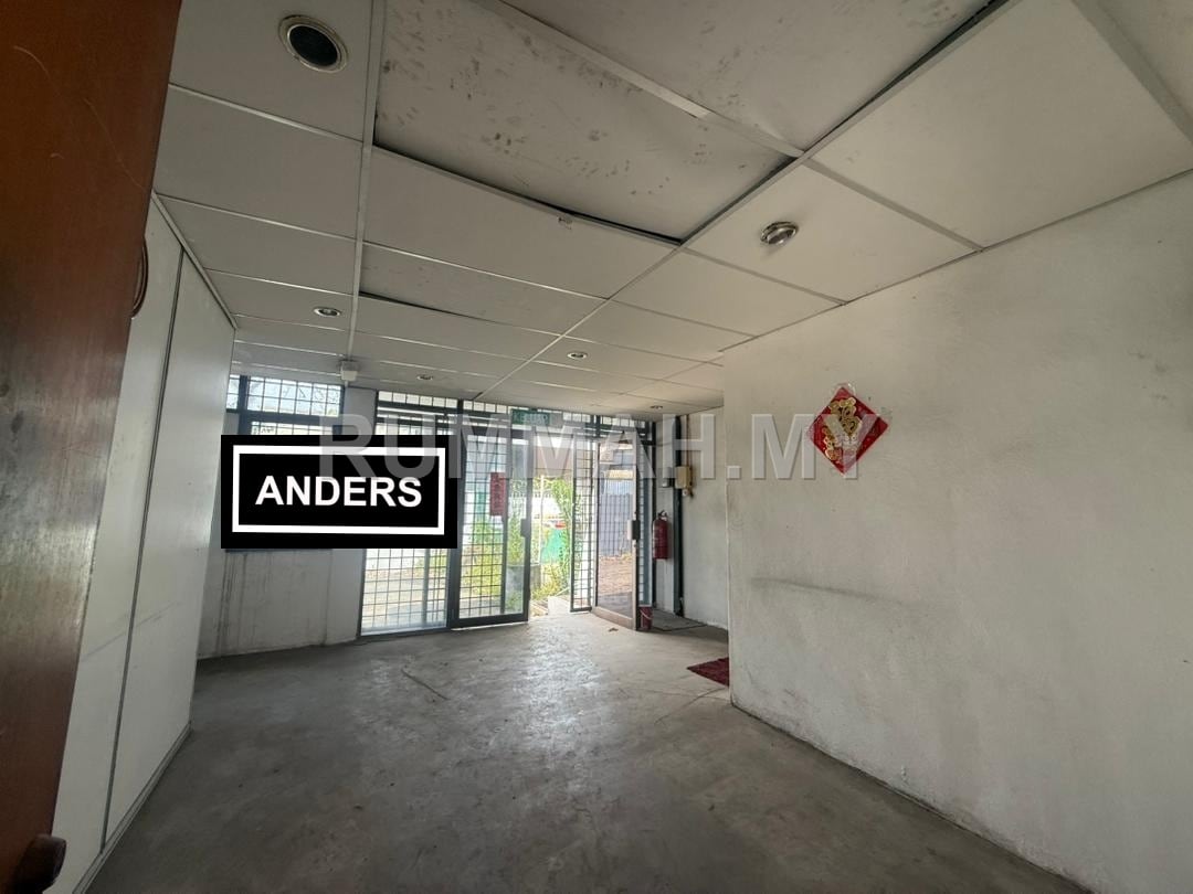 industrial in Juru, Penang for sale - 1.5 Storey Semi-Detached Factory At Taman Perindustrian Ringan Juru For Rent 