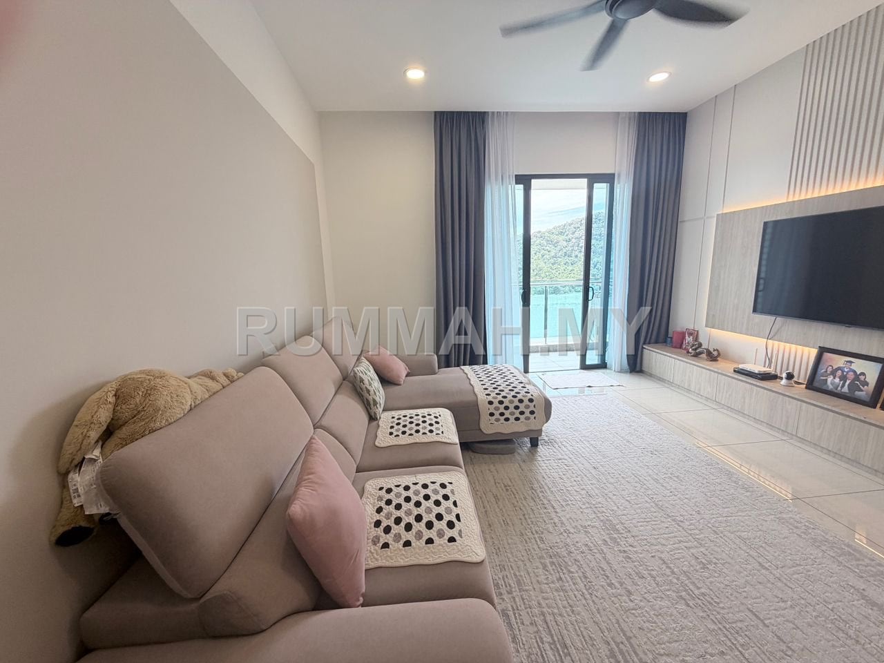 2-bedroom condo in Bayan Lepas, Penang for rent - Queens Condo for Rent @ Queens,  | Fully Renovated