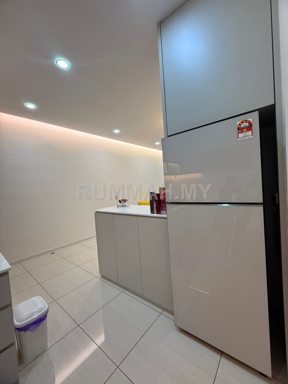 4-bedroom condo in Bayan Lepas, Penang for rent - Queens Condo for Rent @ Quenns residences, Q1 | Seaview