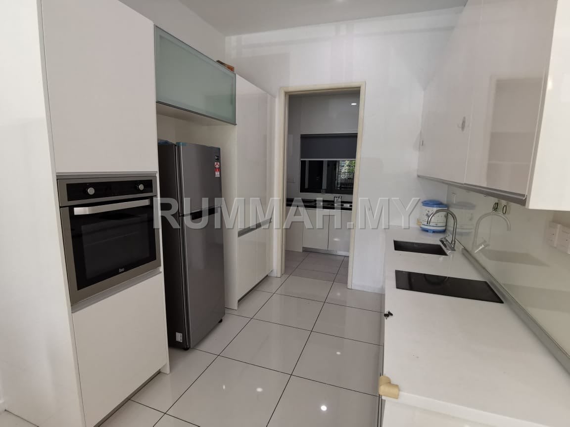 condo in Gelugor, Penang — photo 6