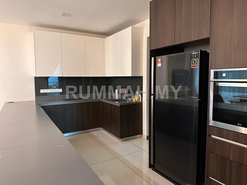 5-bedroom condo in Gelugor, Penang for rent - Light collect 4 House for Rent @ The Light, Penang | Fully Renovated