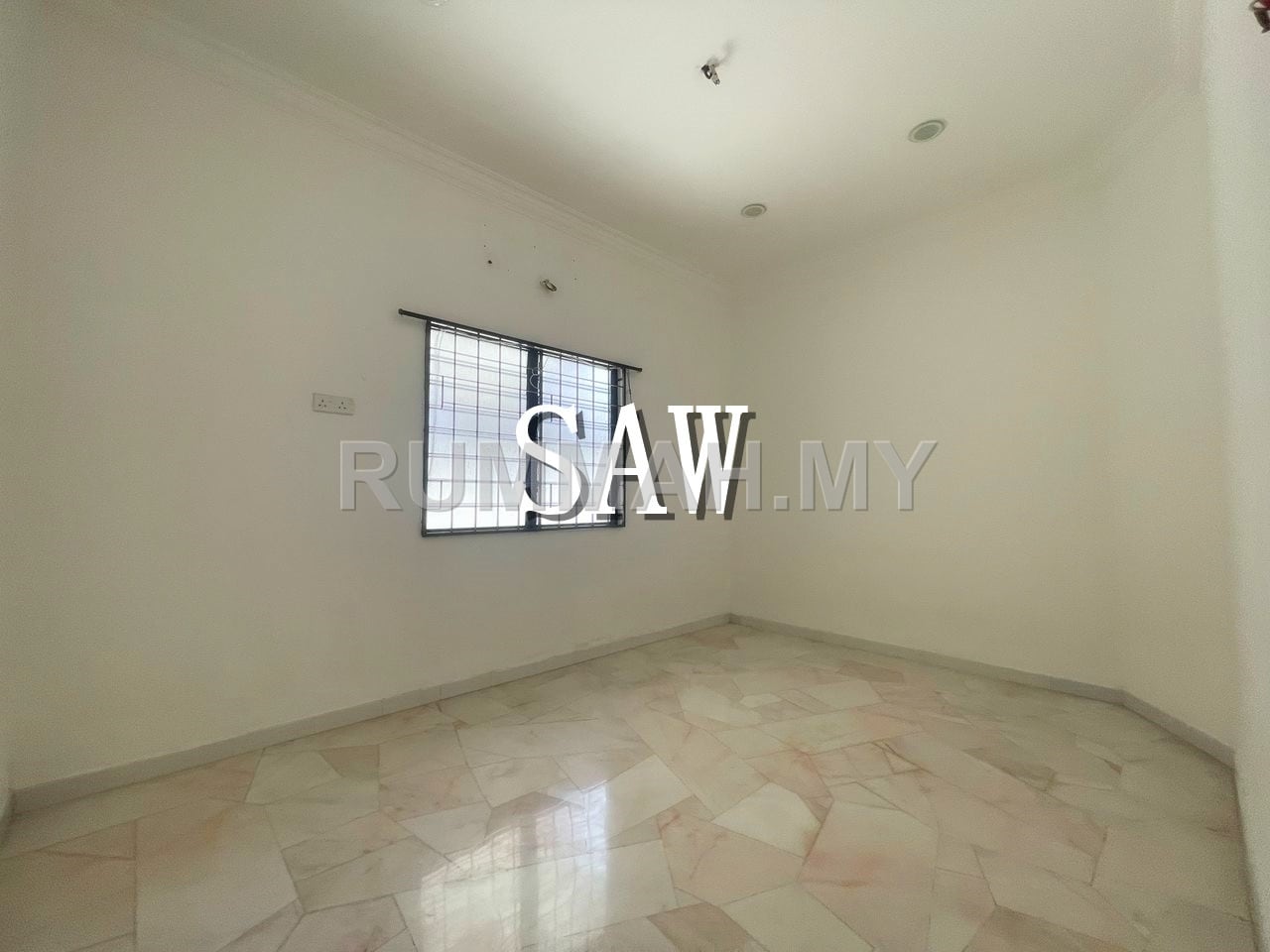 house in George Town, Penang — photo 2