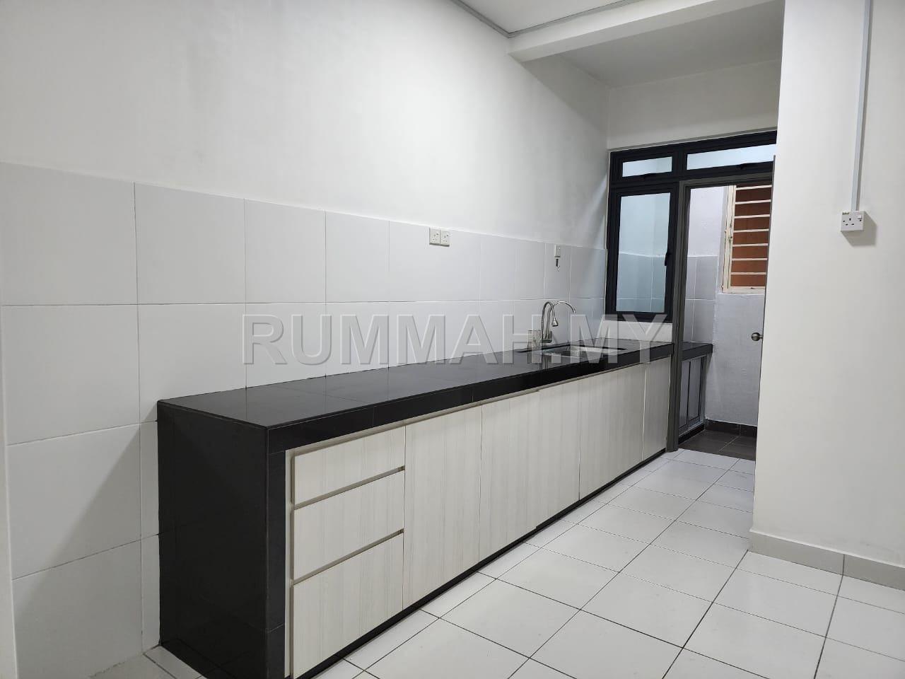 condo in Shah Alam, Selangor — photo 3