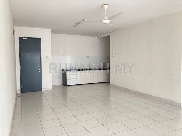 condo in Shah Alam, Selangor — photo 2