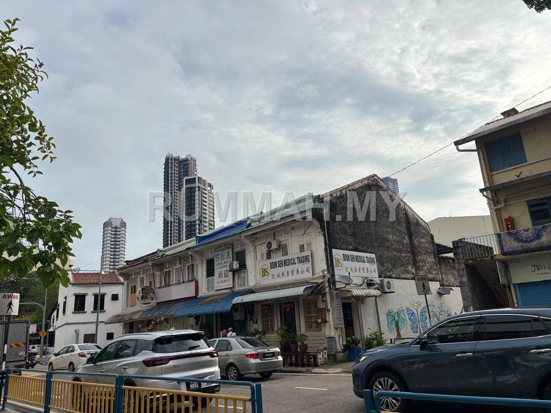 commercial in Pulau Tikus, Penang for sale - 2 storey shophouse Prime location Main Road 2200sqft